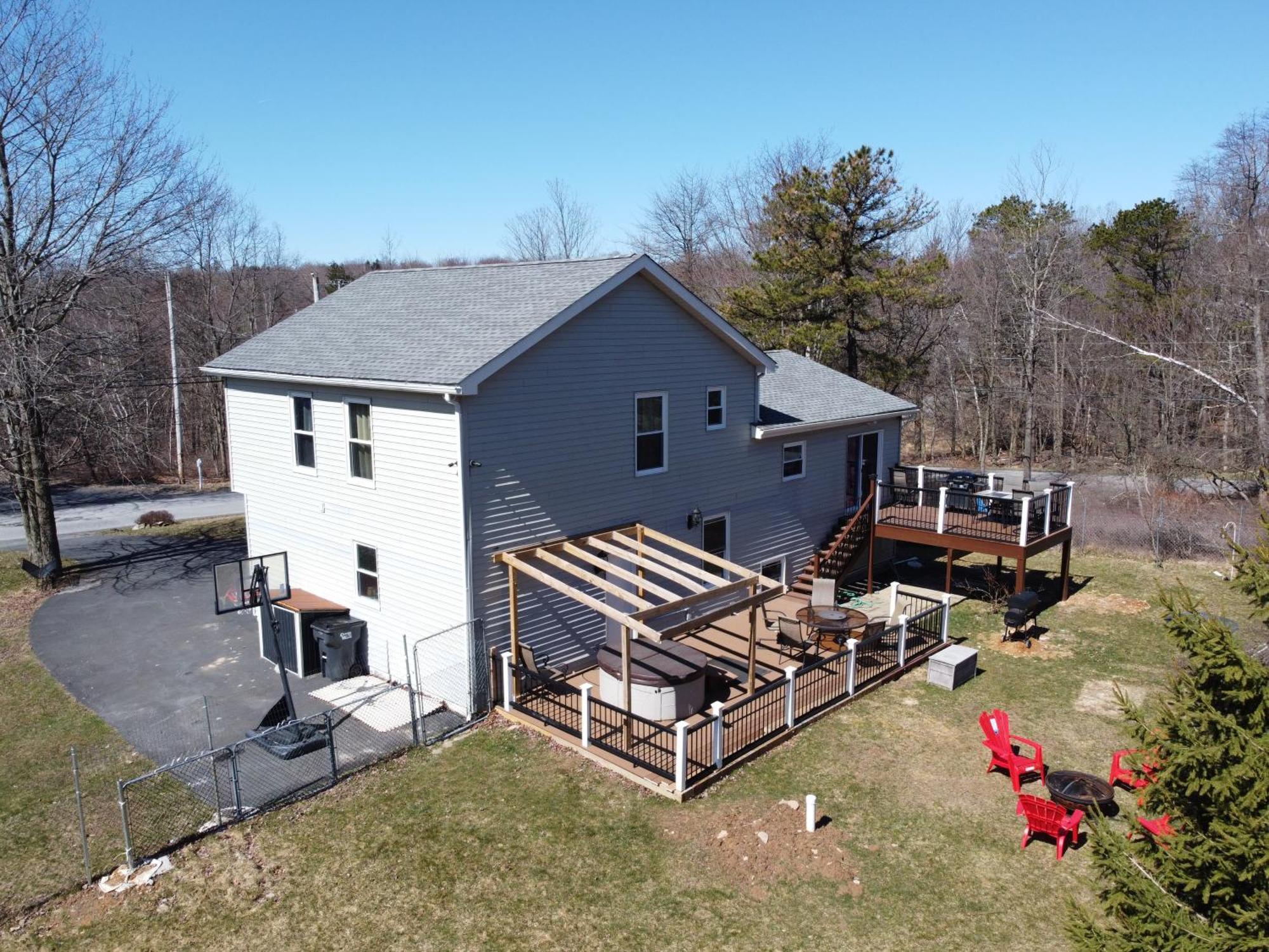 Long Pond Lakehouse *Hottub*Jacuzzi*Firepit*Bbq*Pool المظهر الخارجي الصورة